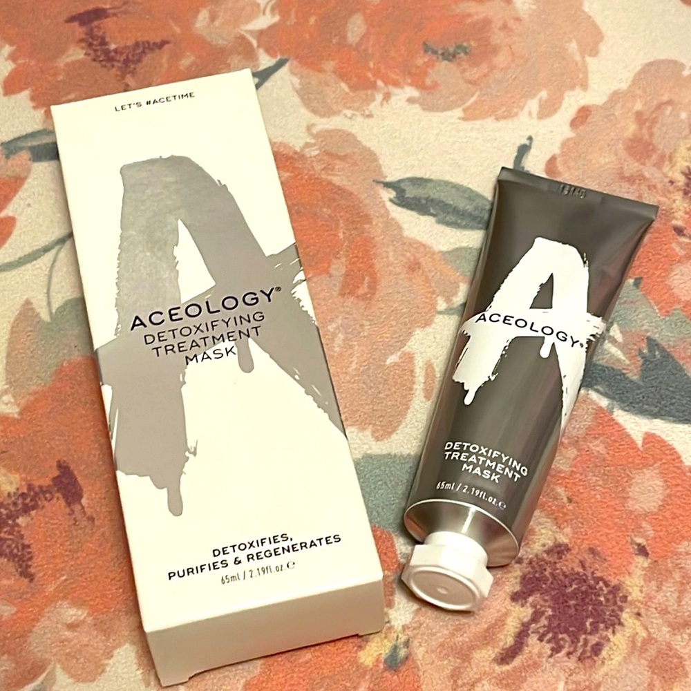 ACEOLOGY DETOXIFYING TREATMENT MASK